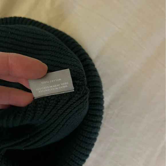 NWOT KITH women’s script Mia beanie color stadium - Picture 5 of 5